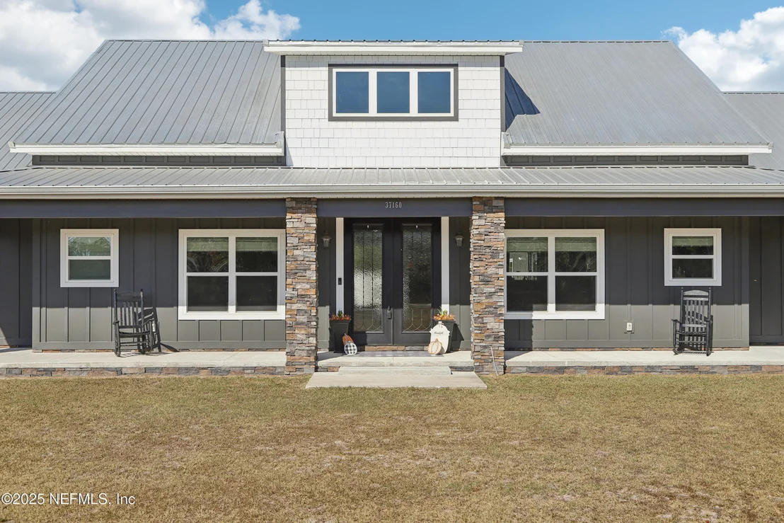 Photo of 37160 OLD PINERIDGE RD Road