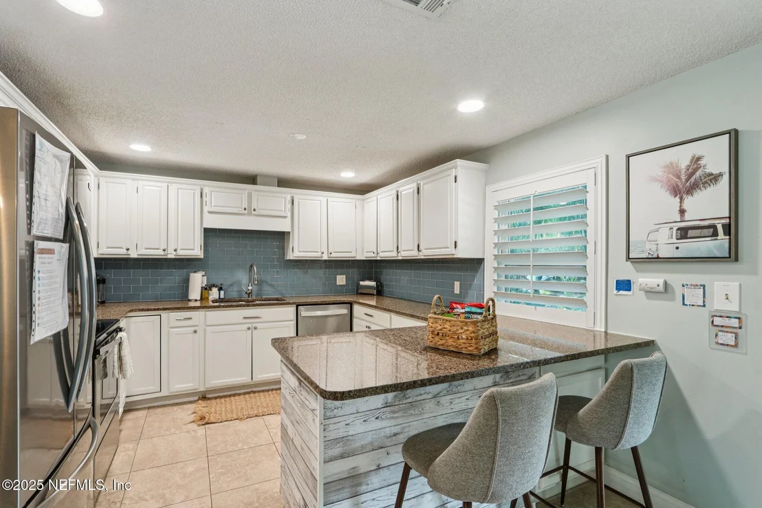 Photo of 409 SEVENTEENTH Street