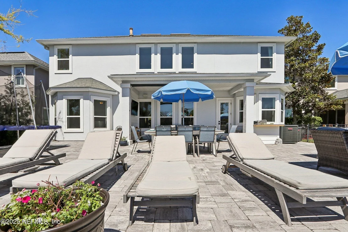 Photo of 212 CORNWALL Drive