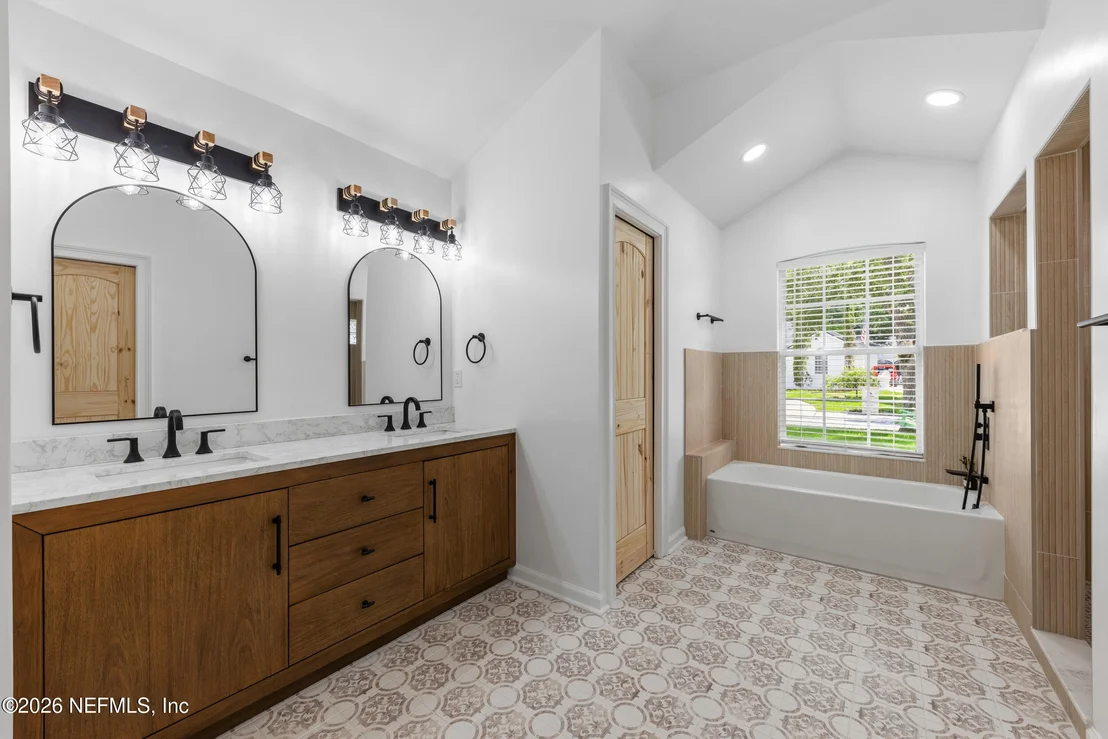 Photo of 1157 ASHMORE Drive