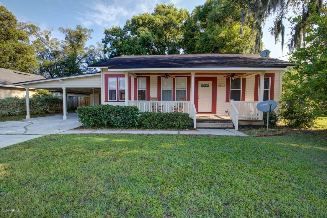 Photo of 5513 COMMERCE Street