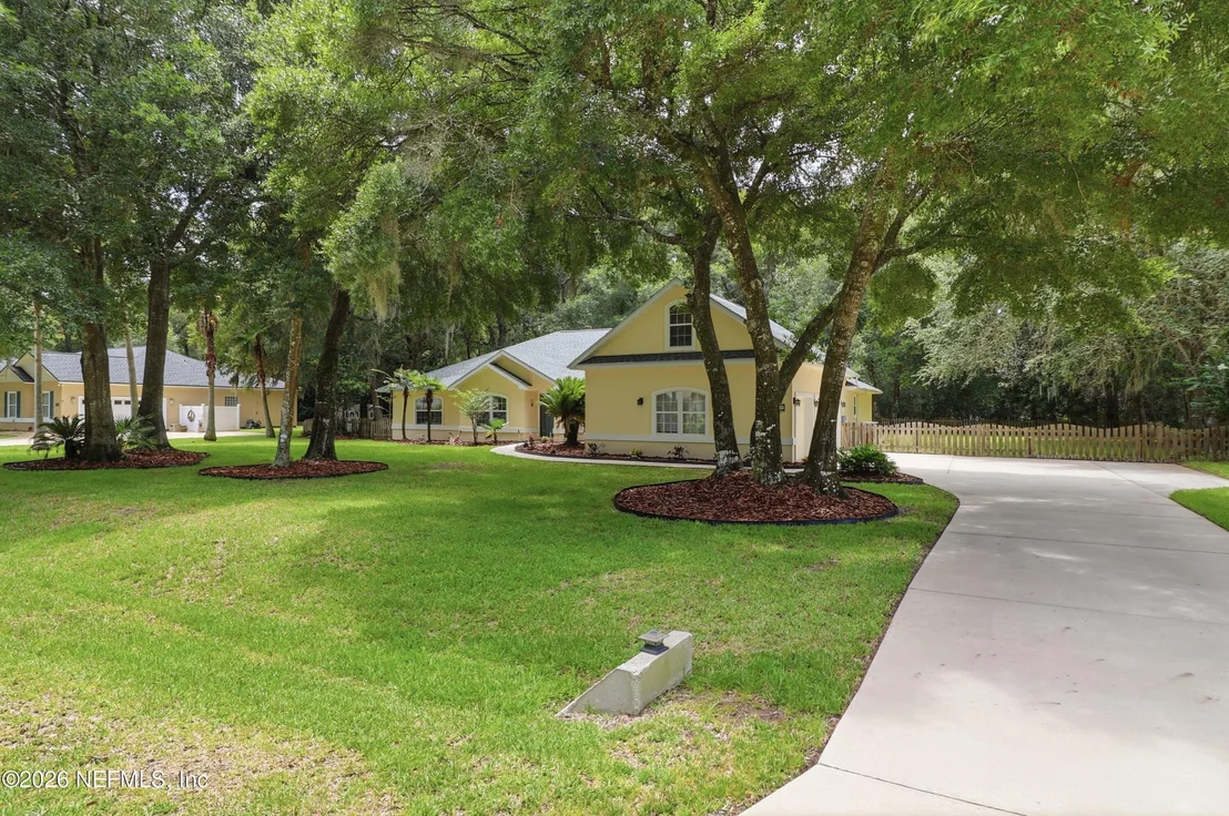 Photo of 3369 KINGS Road S