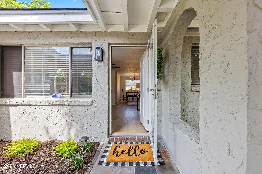 Photo of 1512 MESA Drive