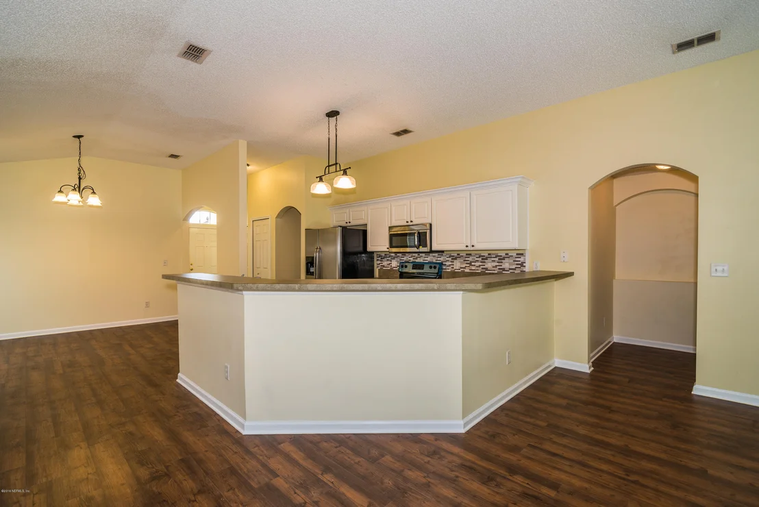 Photo of 817 MACKENZIE Circle