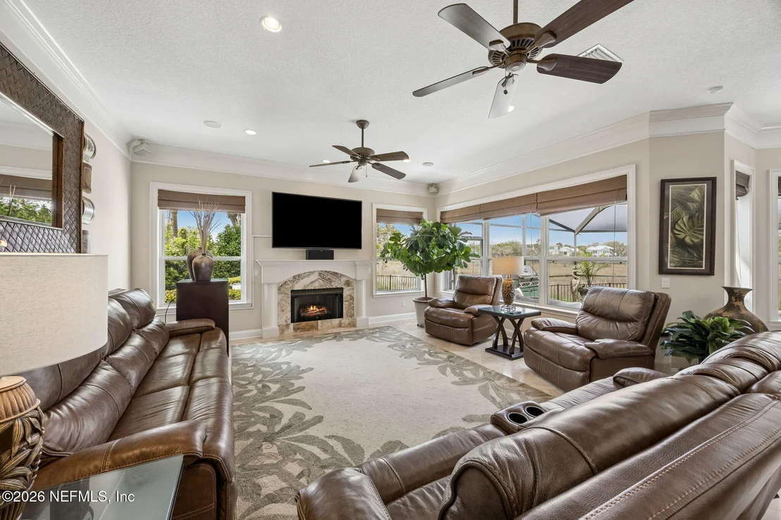 Photo of 188 CLEARLAKE Drive