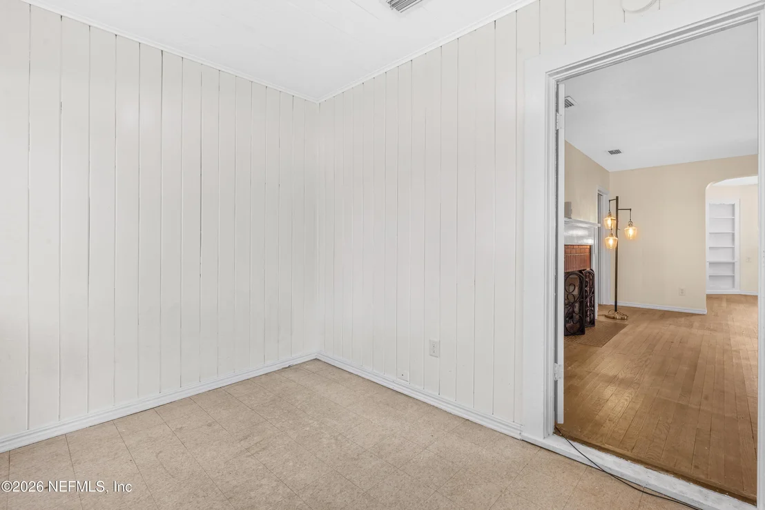 Photo of 1603 PARRISH Place