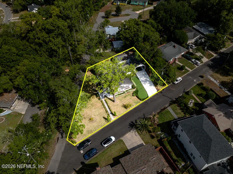 Photo of 1335 AZALEA Drive