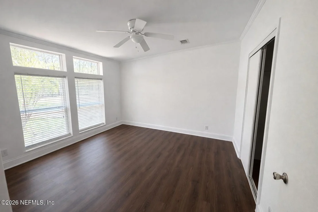 Photo of 2490 VIOLET Way