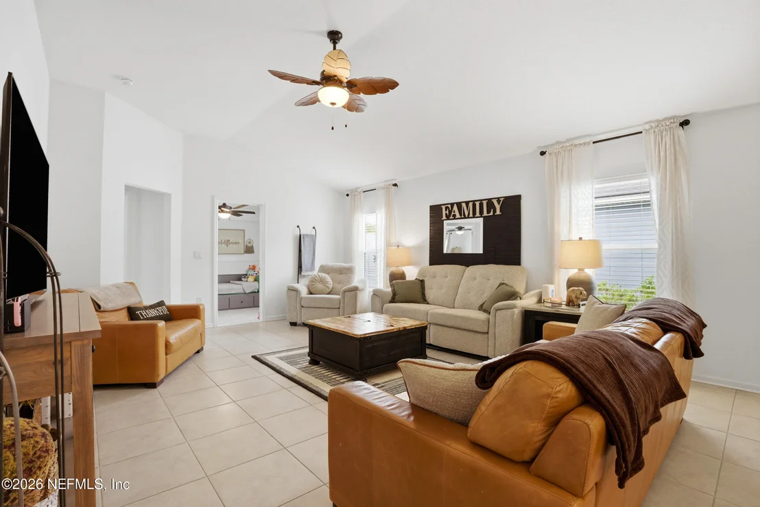 Photo of 52 NEWLAND Court