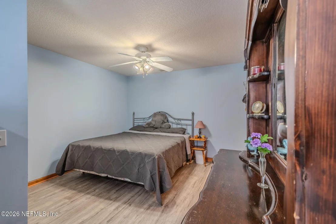 Photo of 1801 LAKE Road