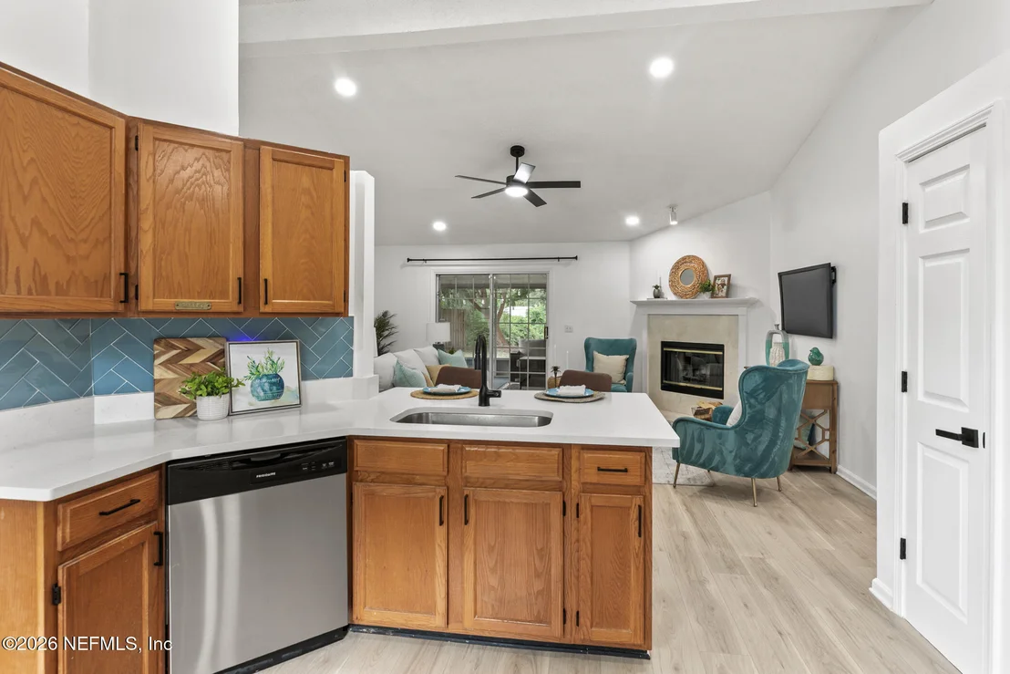 Photo of 12619 FISH HAWK Lane