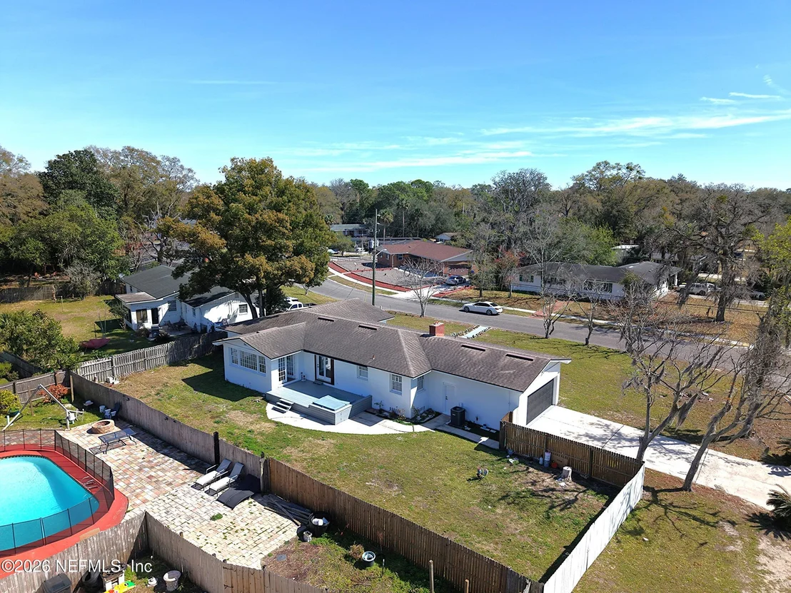 Photo of 7915 ALDERMAN Road