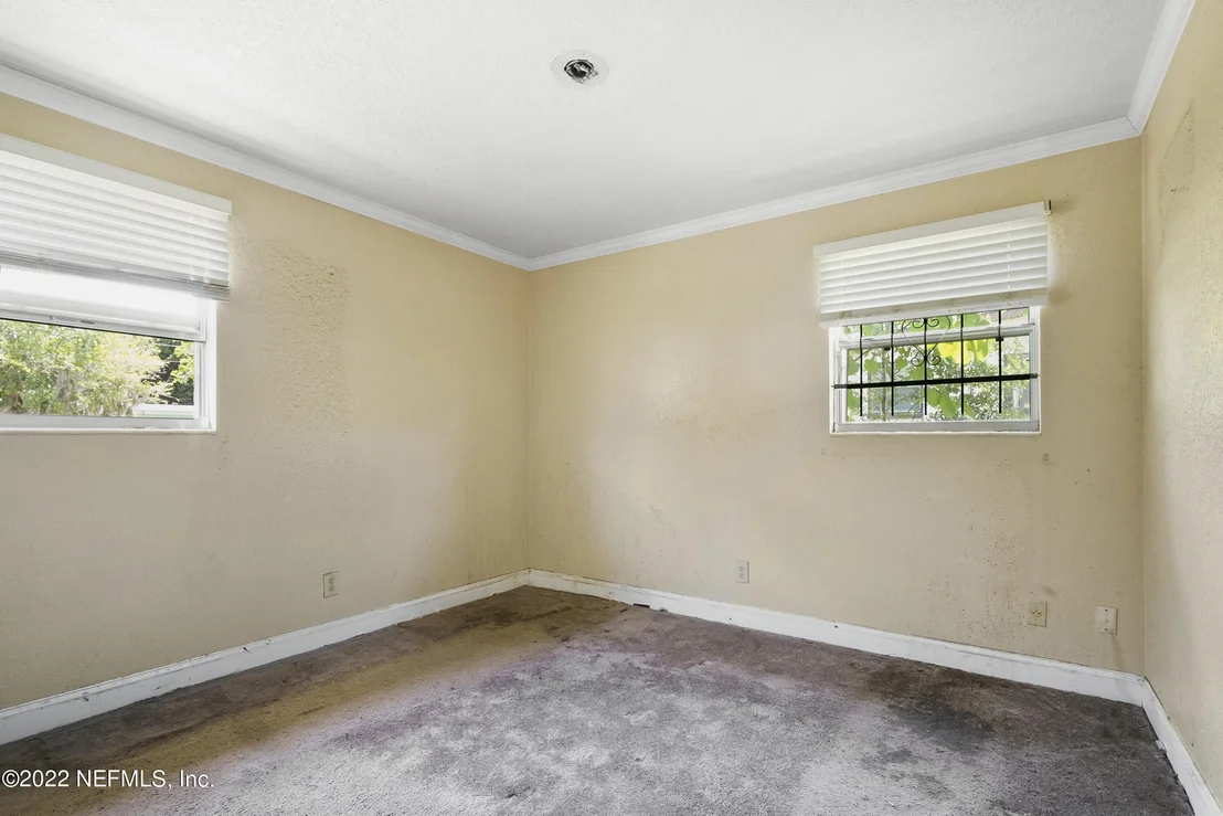 Photo of 8515 BERMUDA Road