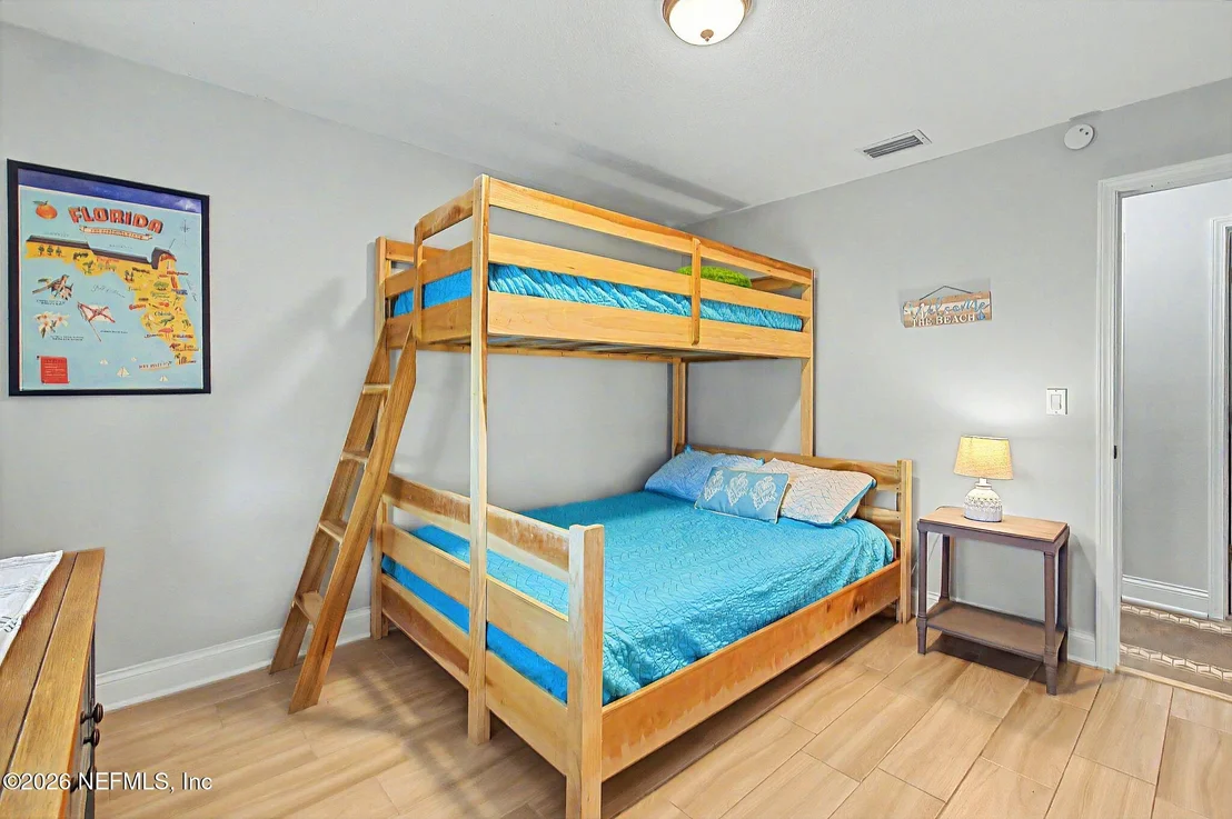 Photo of 404 SEVENTEENTH Street