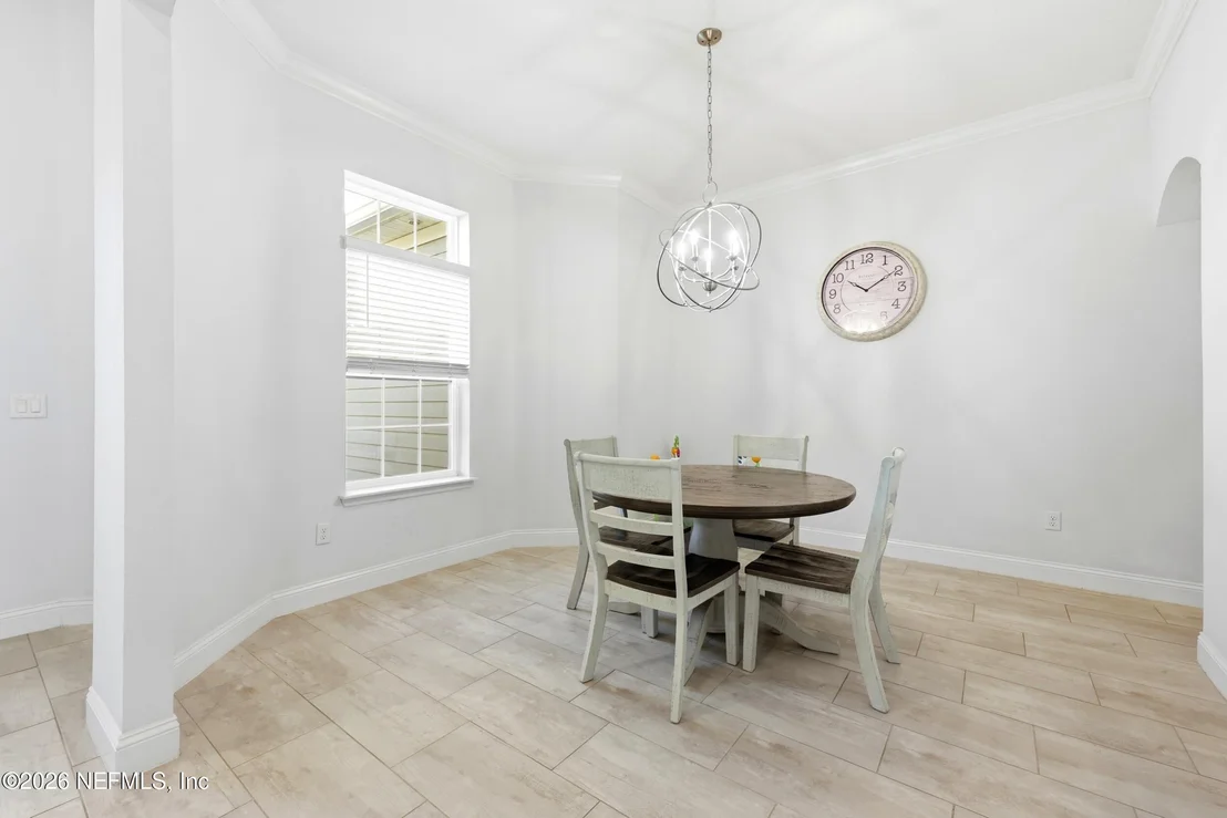 Photo of 44 BRASILLA Avenue