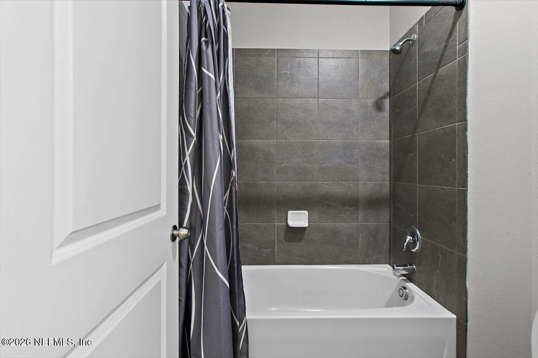 Photo of 28 ASPENDALE Road
