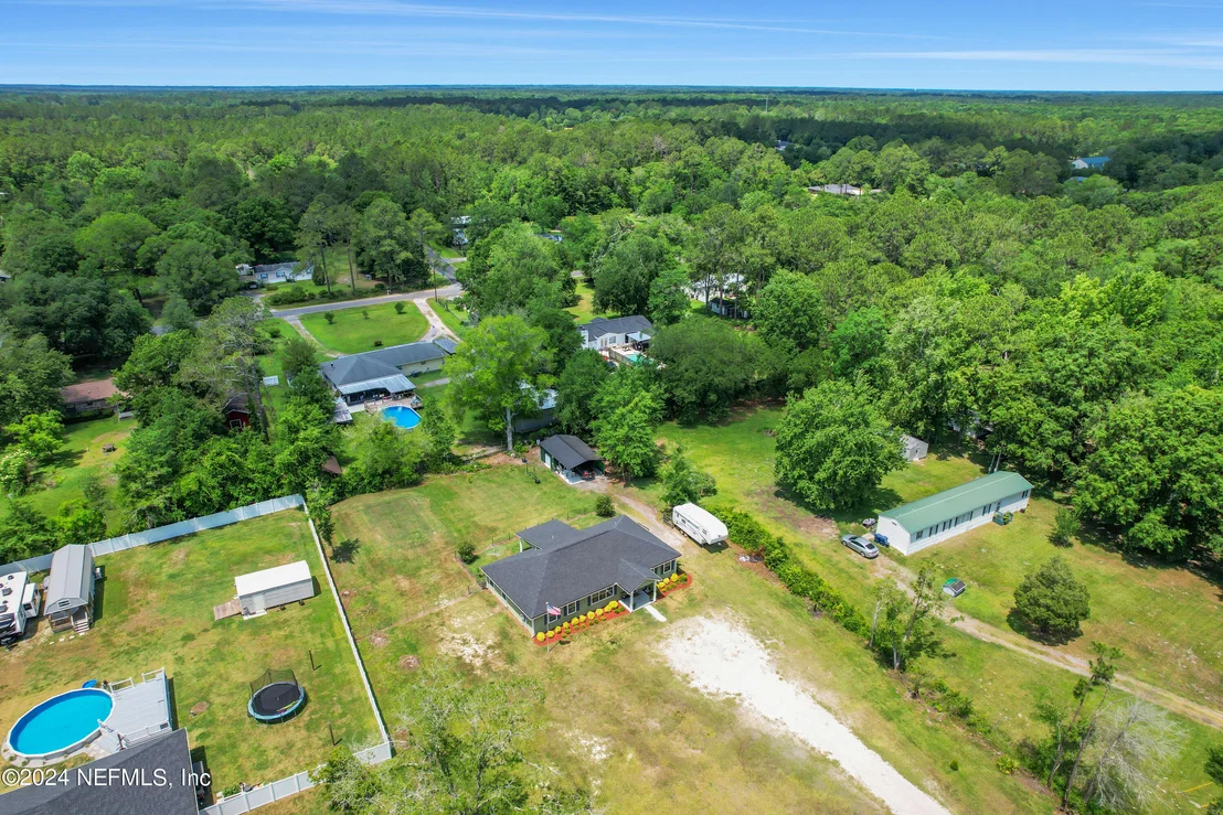 Photo of 540685 LEM TURNER Road