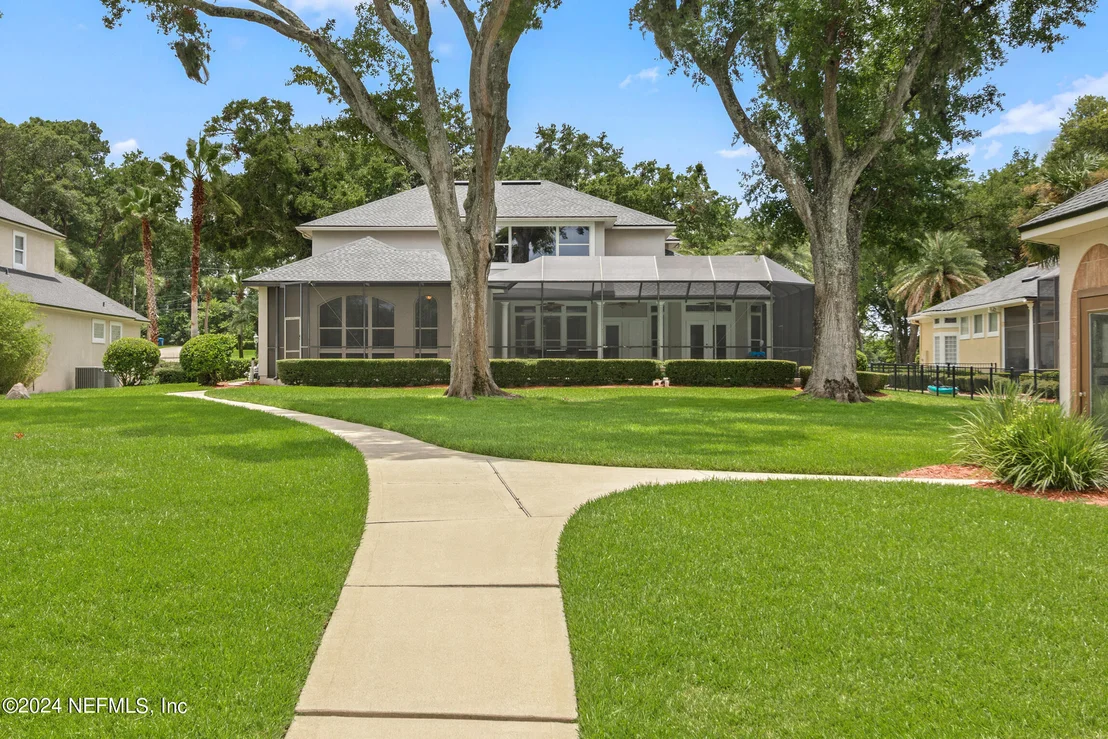 Photo of 1119 CEDAR BAY Road