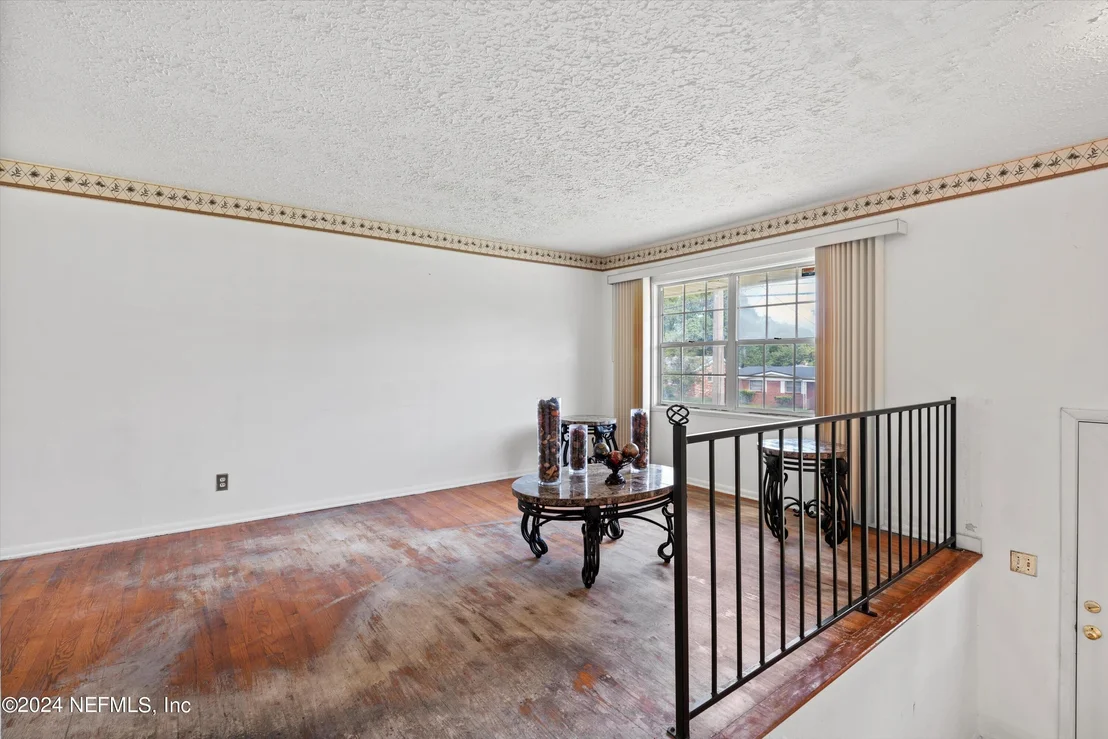 Photo of 5312 ROANOKE Boulevard