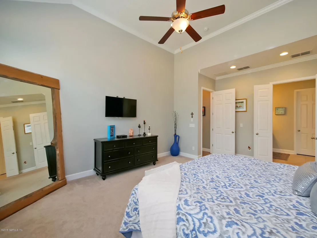 Photo of 453 EAGLE ROCK Drive