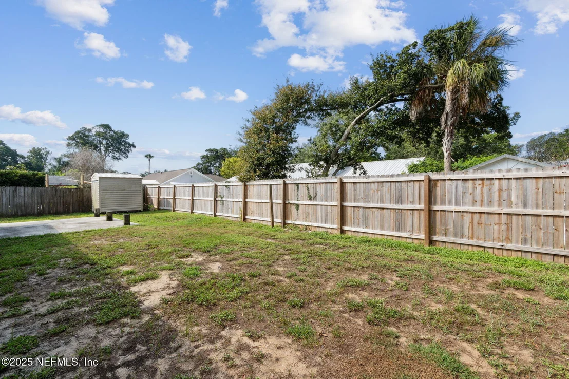 Photo of 234 HAWTHORNE Road