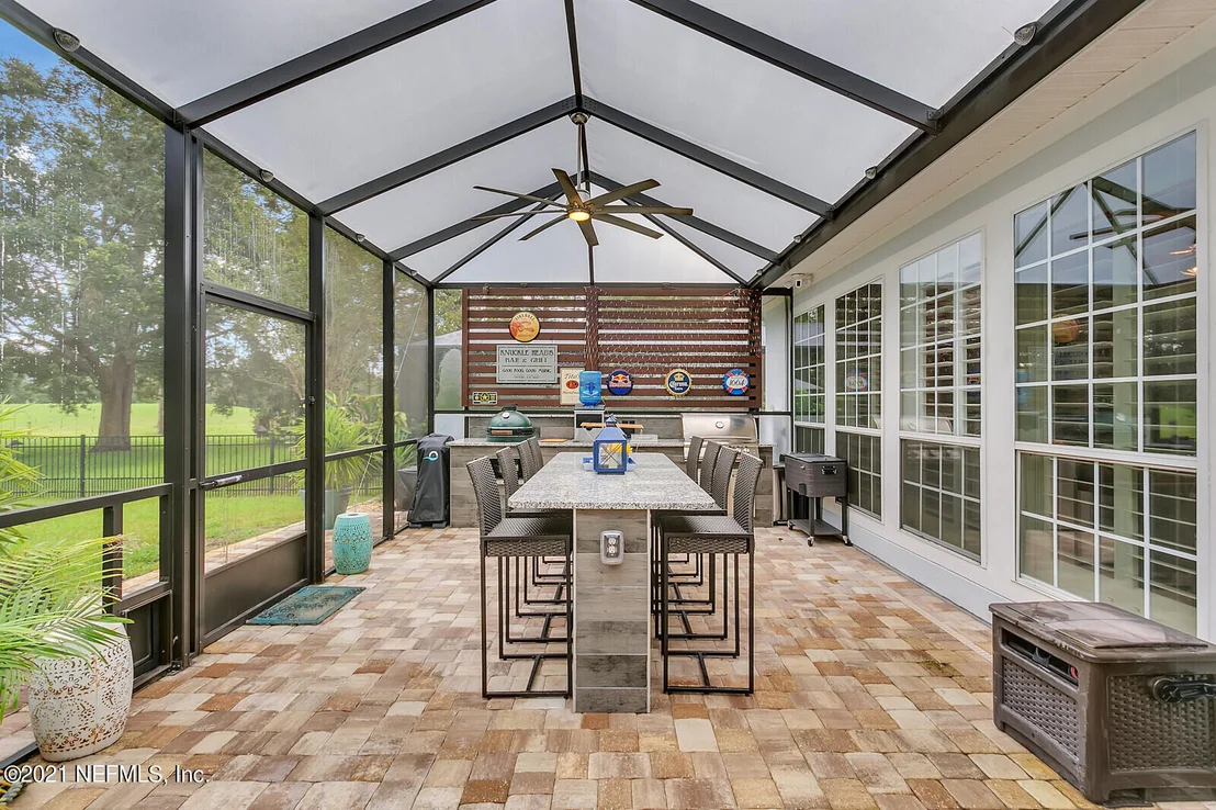 Photo of 724 EAGLE POINT Drive
