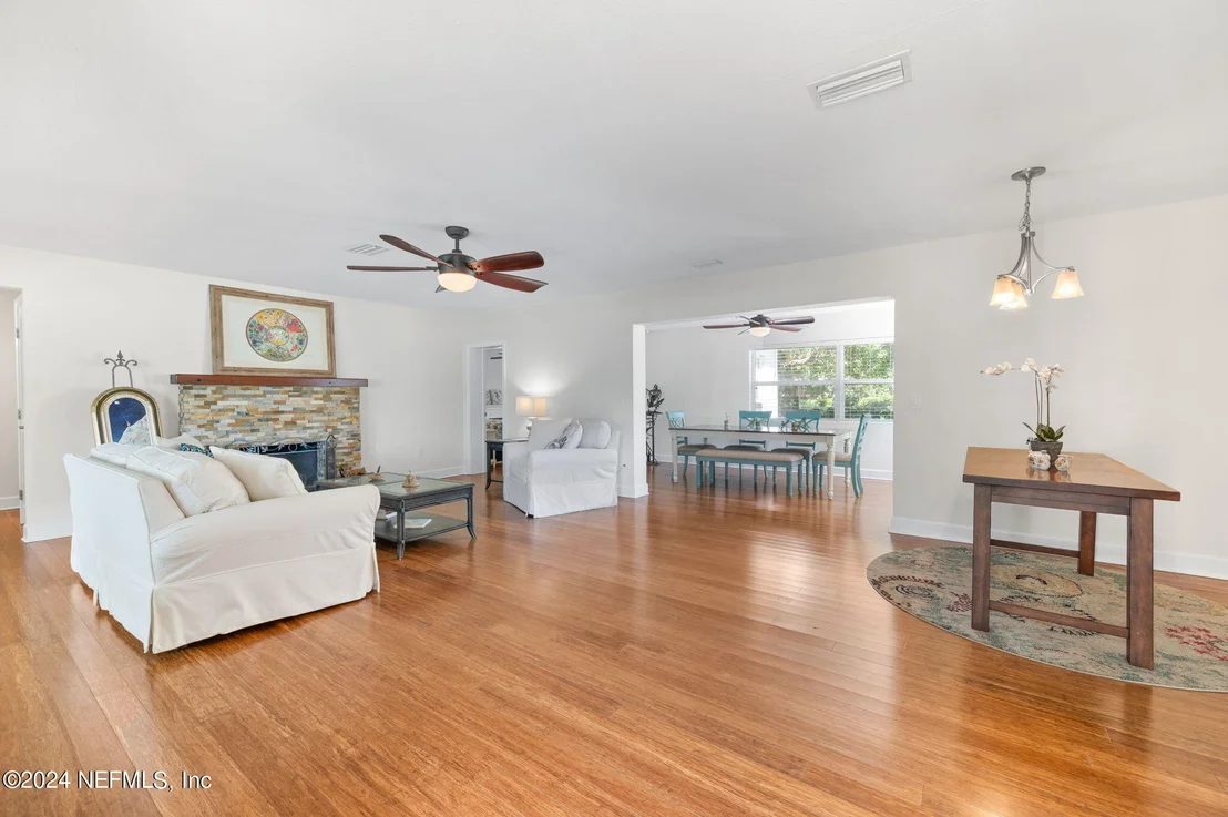 Photo of 6 OGLETHORPE Boulevard