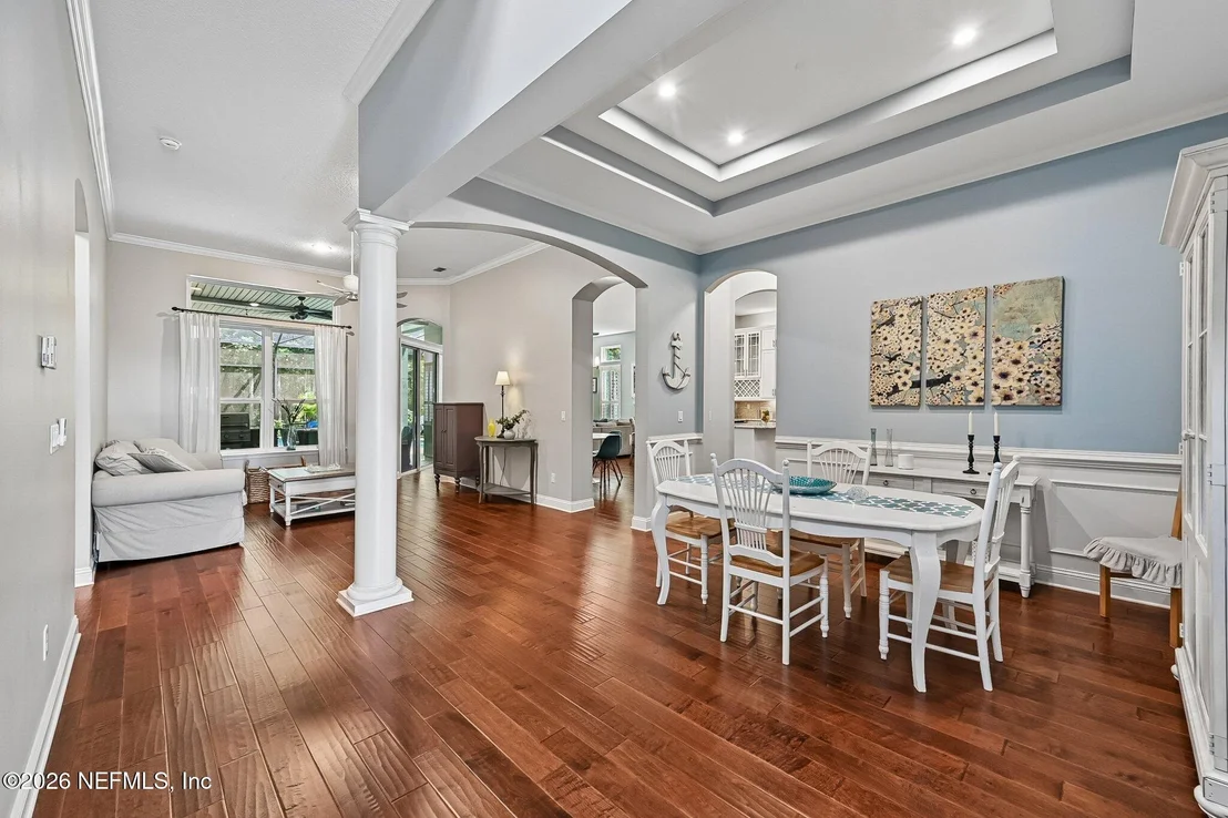 Photo of 136 DUNDEE Place