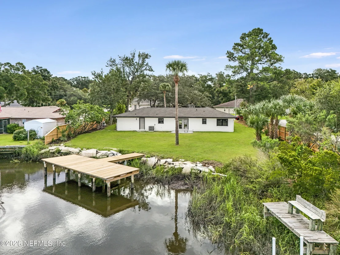 Photo of 1864 BUCCANEER Drive
