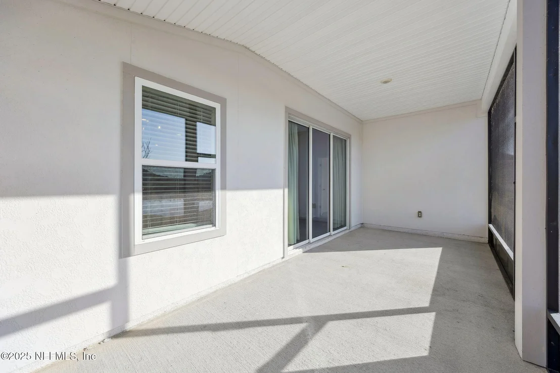 Photo of 70414 WINDING RIVER Drive