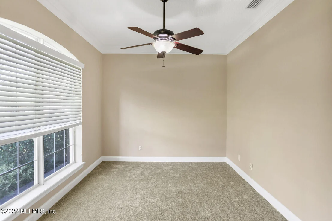 Photo of 275 STONEWELL Drive