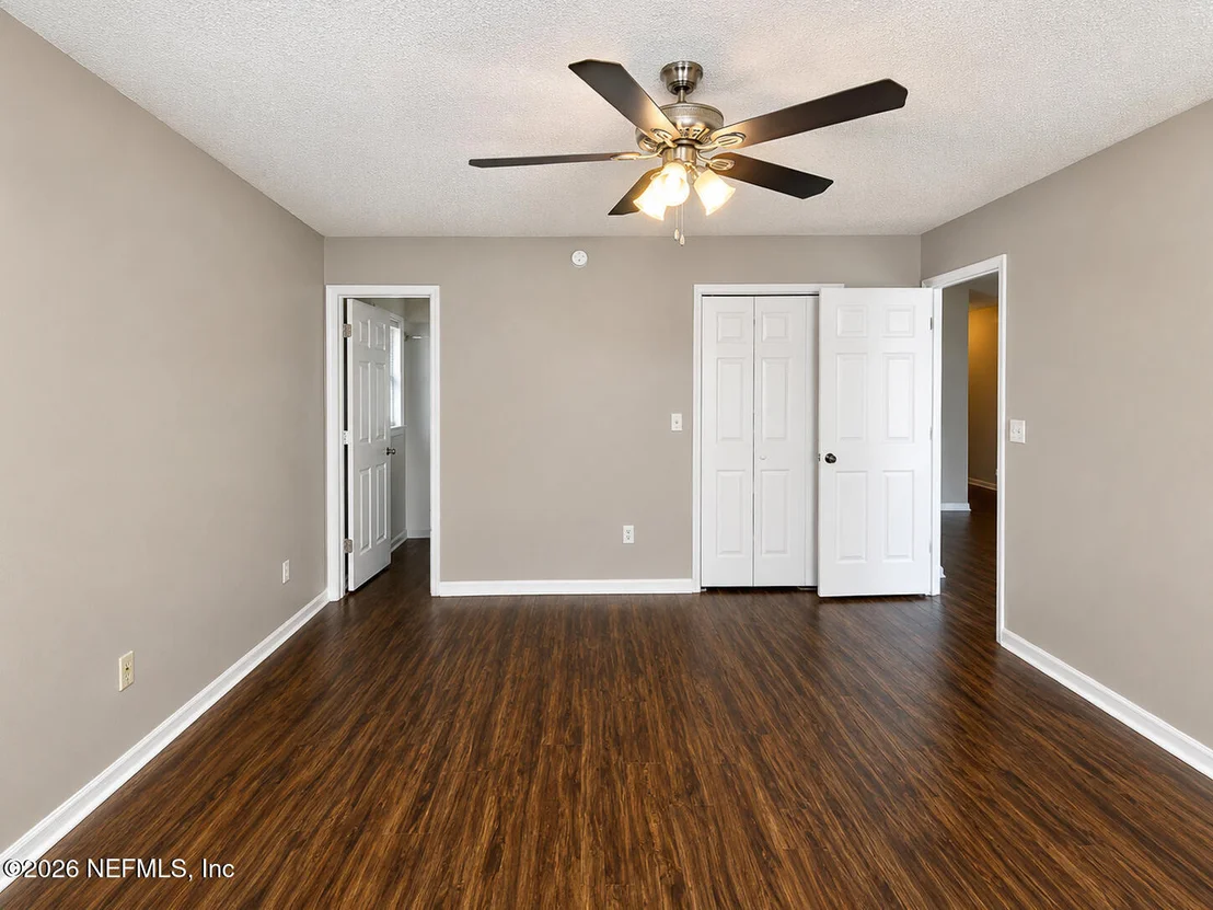 Photo of 8126 FIELDSIDE Drive W
