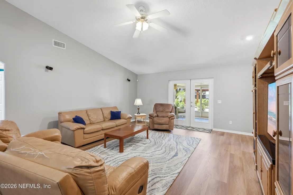 Photo of 1081 DEER CHASE Drive