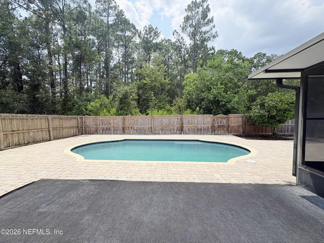 Photo of 105 JOHNS GLEN Drive