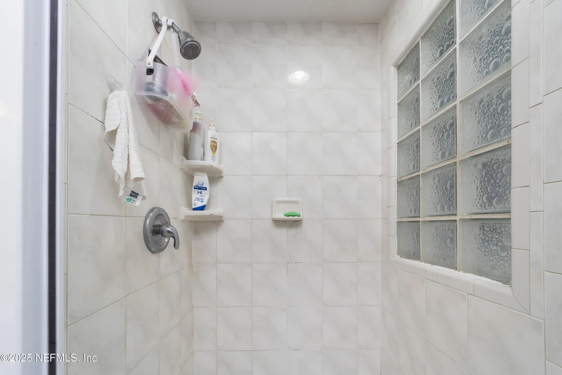 Photo of 408 NINETEENTH Street