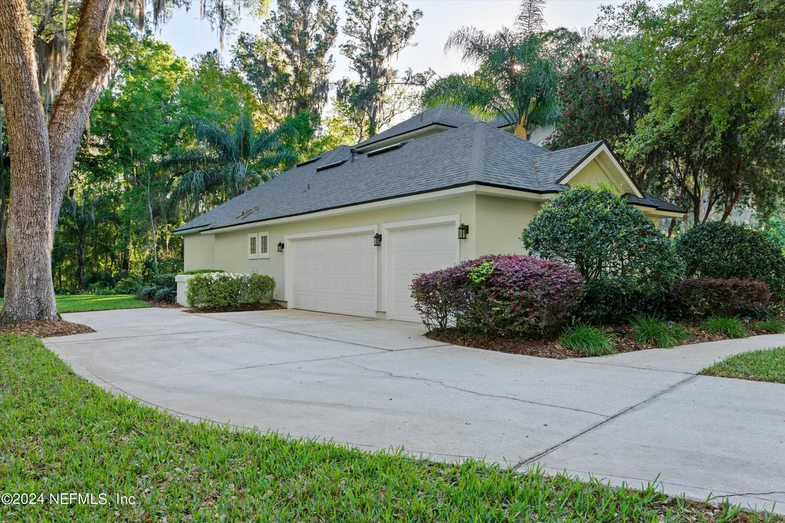Photo of 309 S BARTRAM Trail