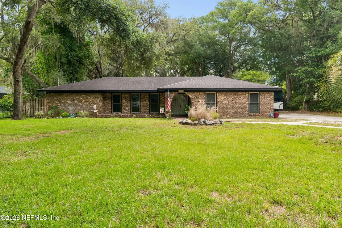 Photo of 1631 ARROWHEAD Trail