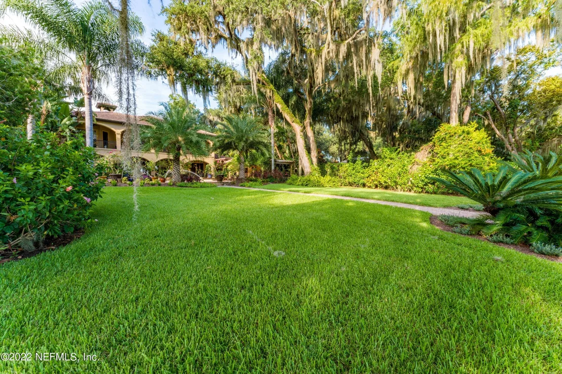 Photo of 8289 COLEE COVE Road