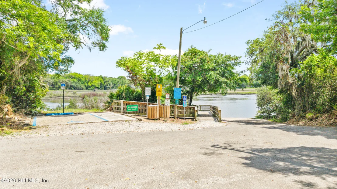 Photo of 111 SWALLOW Road