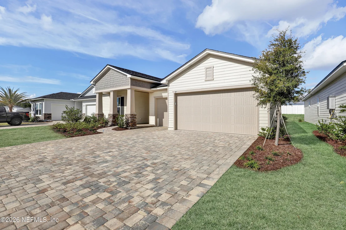Photo of 487 KNOTTED BIRCH Avenue