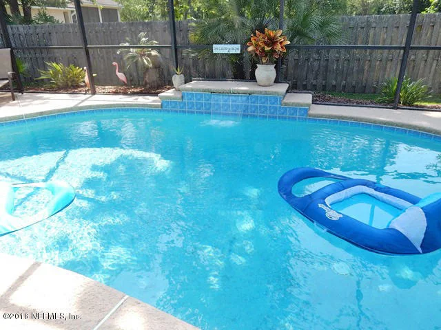 Photo of 305 S ASTER Trace