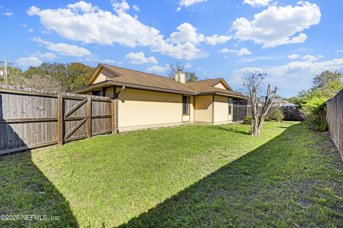 Photo of 111 LOBELIA Road
