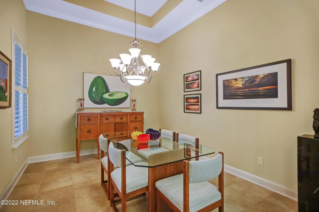 Photo of 1616 SUGAR LOAF Lane