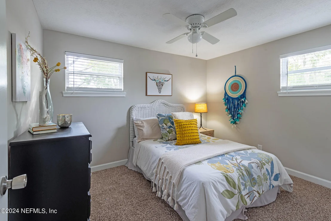Photo of 152 ROLLIN Drive