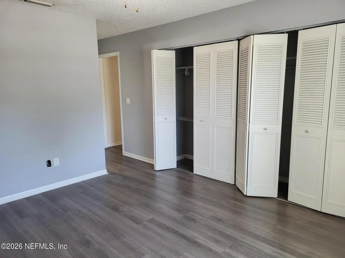 Photo of 382 CASUARINA Circle