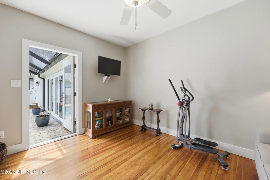 Photo of 17 SYLVAN Drive