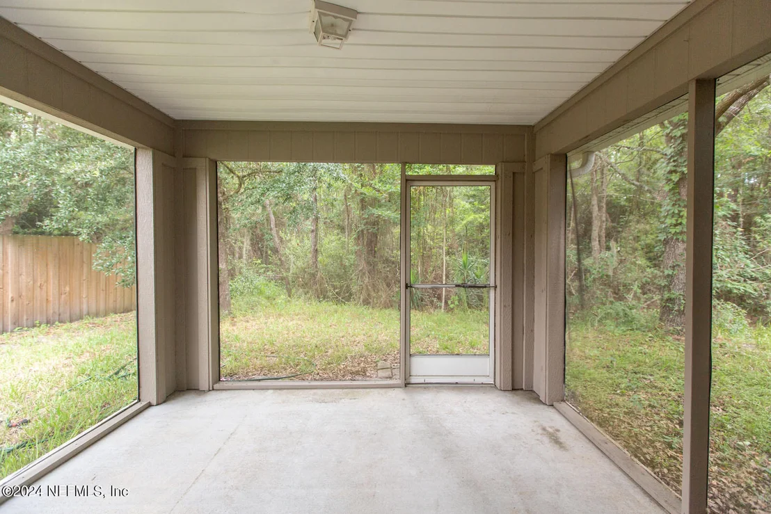 Photo of 1740 FERNCREEK Drive