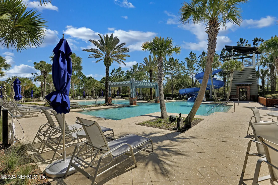 Photo of 595 MEADOW CREEK Drive