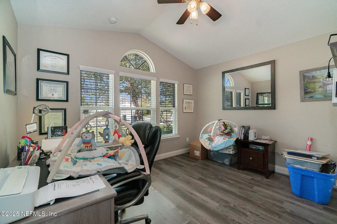 Photo of 23 BAGPIPE Court