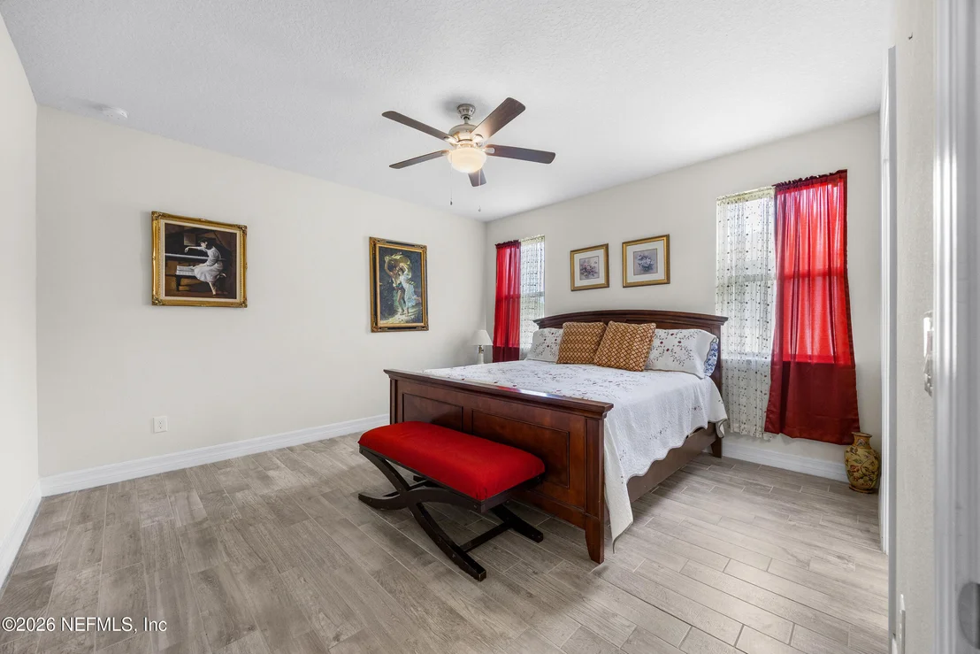 Photo of 294 WOOD POND Loop